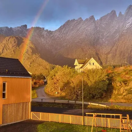 Apartment Two-story With Private Deck Ballstad