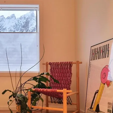 Two-story With Private Deck Ballstad