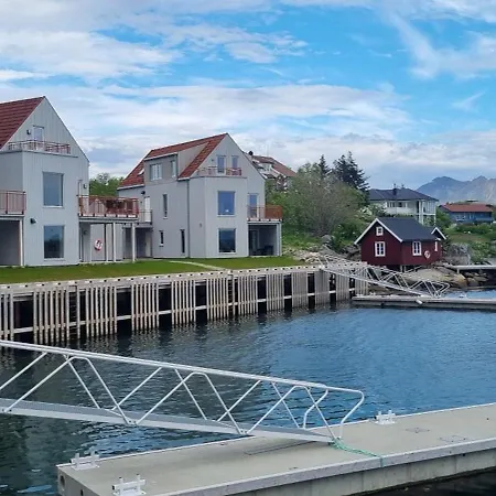 Two-story With Private Deck * Ballstad