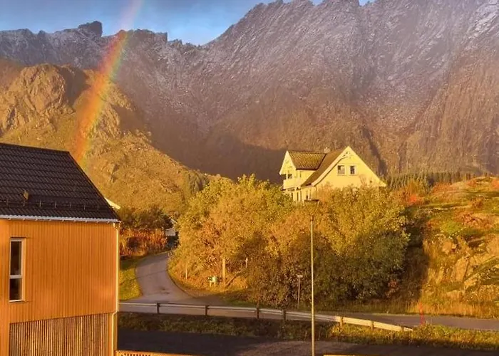 Lägenhet Two-story With Private Deck Ballstad