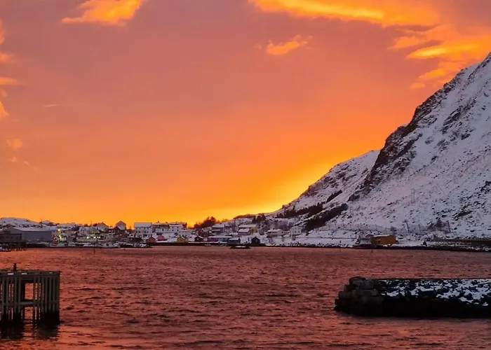 Lägenhet Two-story With Private Deck Ballstad